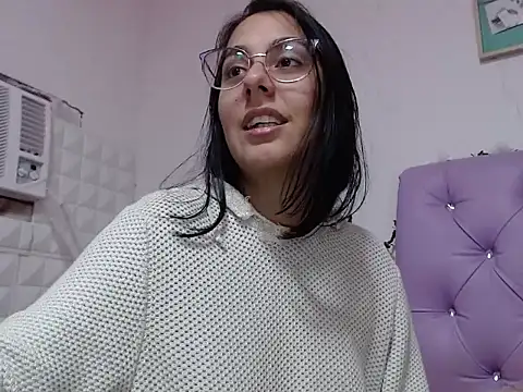 Freyja 01 online show from 10.15.25