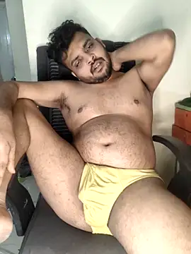 Mr Handsome hunk online show from 10.12.25