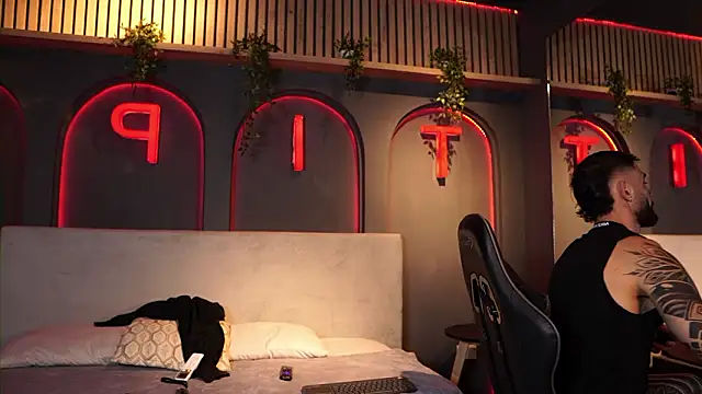 Austin bolt online show from 02.23.26