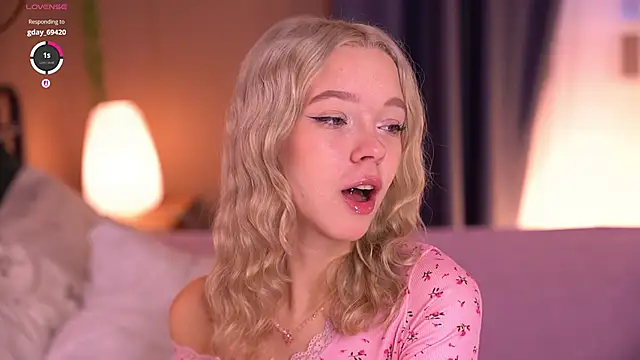  AlinaBailey online show from 10.14.25