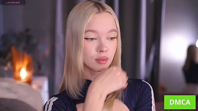  AlinaBailey online show from 11.14.25