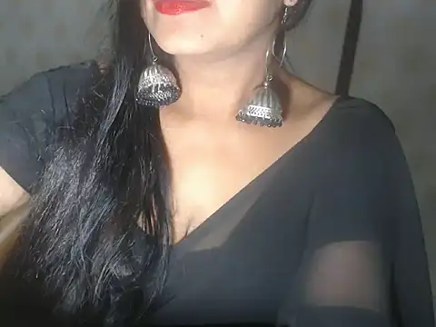 Snapshot of Indianstreamm chatting on 03.15.25 Indianstreamm online show from 03.15.25