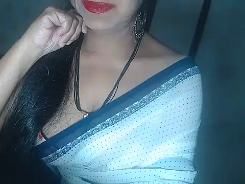 Snapshot of Indianstreamm chatting on 03.17.25 Indianstreamm online show from 03.17.25