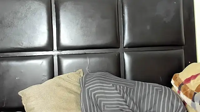 Snapshot of Sweetdelight86 chatting on 10.09.25 Sweetdelight86 online show from 10.09.25