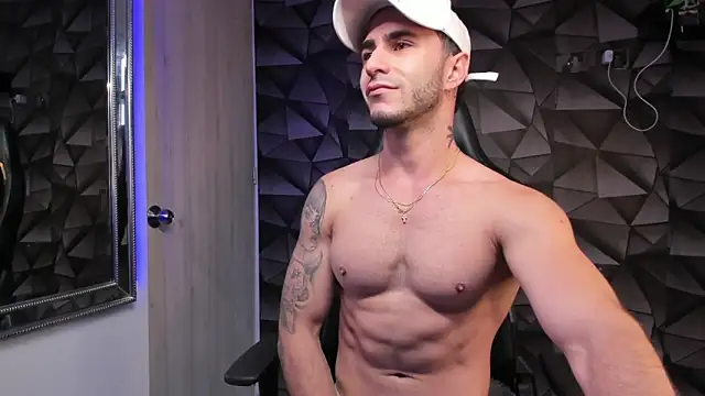 Tayler duster online show from 12.16.24