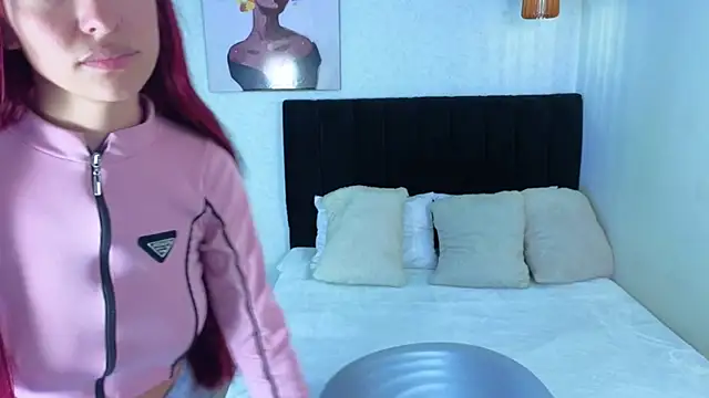 Scarlett  bell online show from 10.01.25