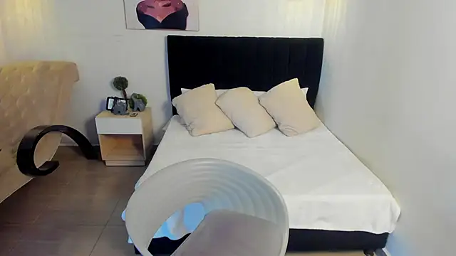 Snapshot of Scarlett__bell chatting on 10.09.25 Scarlett bell online show from 10.09.25