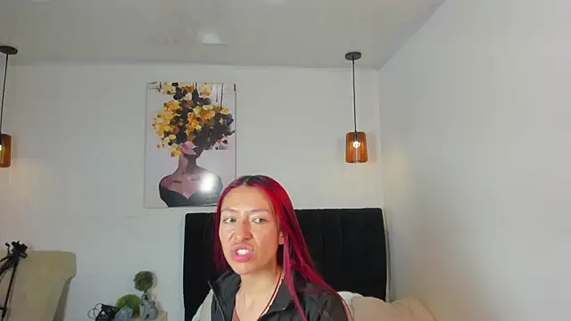 Scarlett  bell online show from 10.24.25