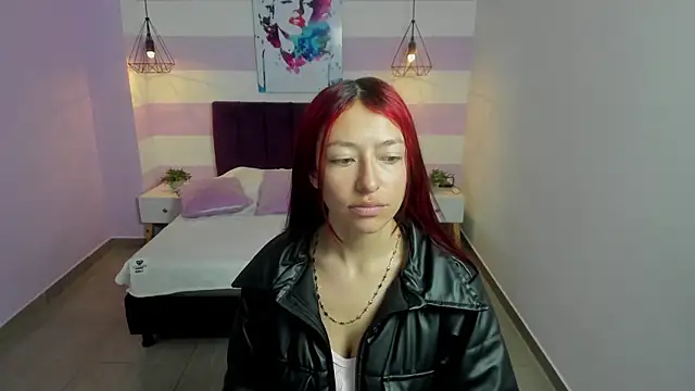 Snapshot of Scarlett__bell chatting on 11.10.25 Scarlett bell online show from 11.10.25