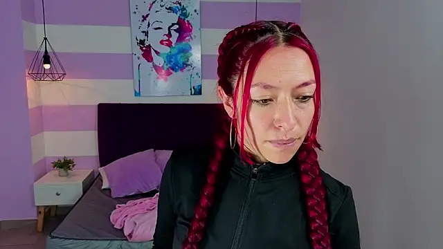 Scarlett  bell online show from 04.17.26