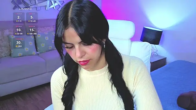 Eliie Ruizz online show from 02.21.26