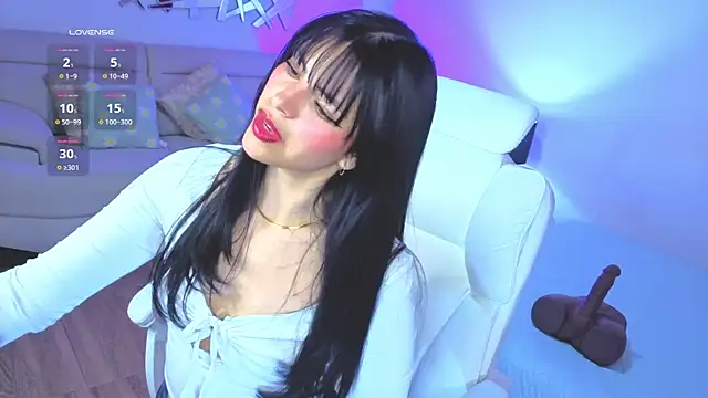 Eliie Ruizz online show from 03.03.26