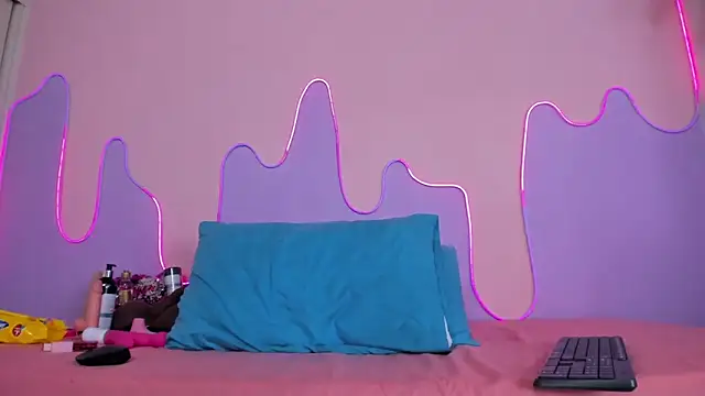 Mingie Rouse online show from 03.05.26