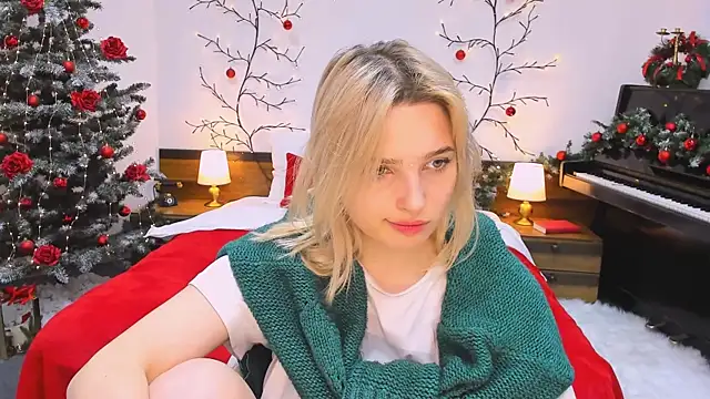 Snapshot of tendermeow chatting on 12.16.24 tendermeow online show from 12.16.24