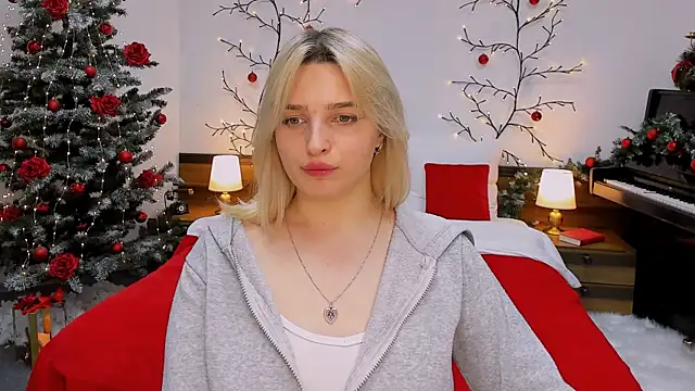 Snapshot of tendermeow chatting on 12.20.24 tendermeow online show from 12.20.24