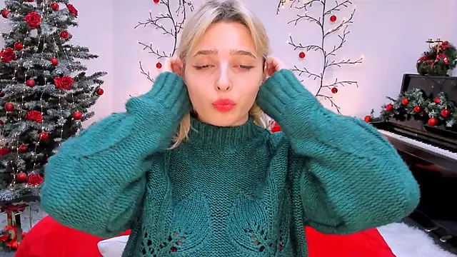 Snapshot of tendermeow chatting on 12.26.24 tendermeow online show from 12.26.24