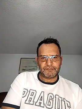 RogueTraveler online show from 11.03.25