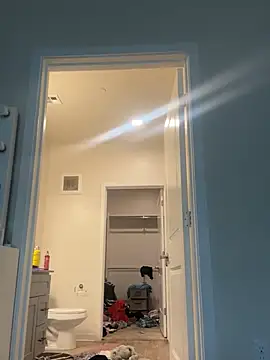 Snapshot of TransboyJay chatting on 02.11.25 TransboyJay online show from 02.11.25