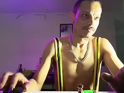 Snapshot of villanocat chatting on 03.01.26 villanocat online show from 03.01.26