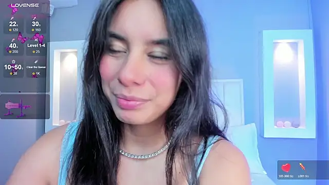 HannaPaola online show from 10.18.25