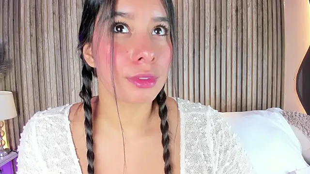 HannaPaola online show from 03.27.26