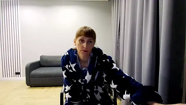 Snapshot of Daniella_Lorente chatting on 12.06.24 Daniella Lorente online show from 12.06.24