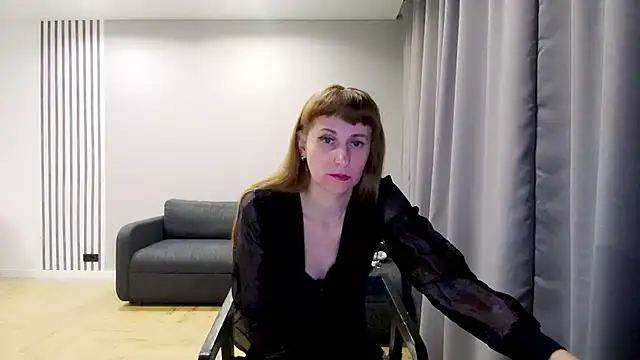 Snapshot of Daniella_Lorente chatting on 01.04.25 Daniella Lorente online show from 01.04.25