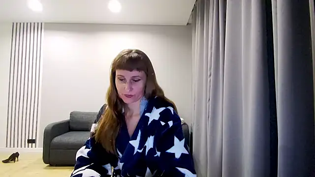 Snapshot of Daniella_Lorente chatting on 02.10.25 Daniella Lorente online show from 02.10.25