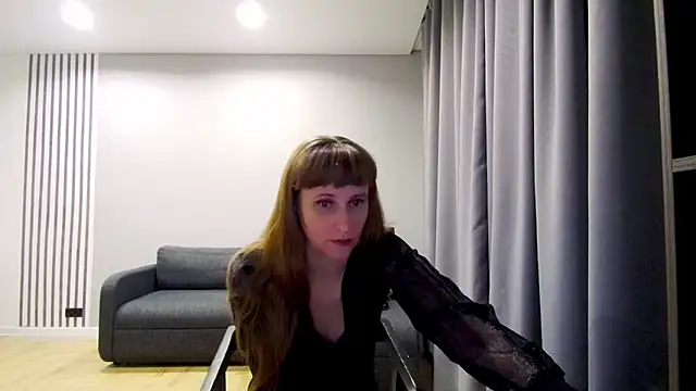 Snapshot of Daniella_Lorente chatting on 02.14.25 Daniella Lorente online show from 02.14.25