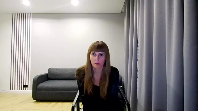 Snapshot of Daniella_Lorente chatting on 03.21.25 Daniella Lorente online show from 03.21.25