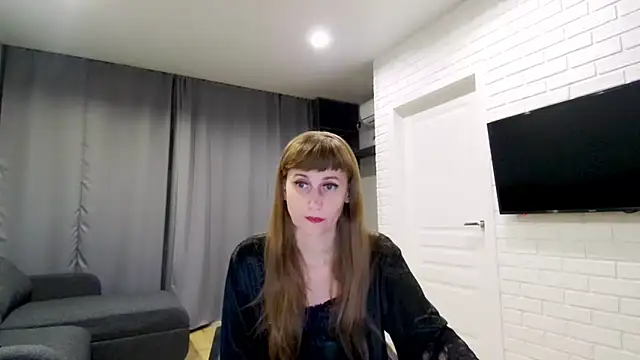 Snapshot of Daniella_Lorente chatting on 10.28.25 Daniella Lorente online show from 10.28.25