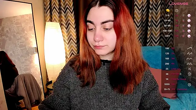 Snapshot of hannacheekss_ chatting on 11.11.25 hannacheekss online show from 11.11.25