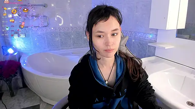 Snapshot of Emily_Strikeee chatting on 10.10.25 Emily Strikeee online show from 10.10.25