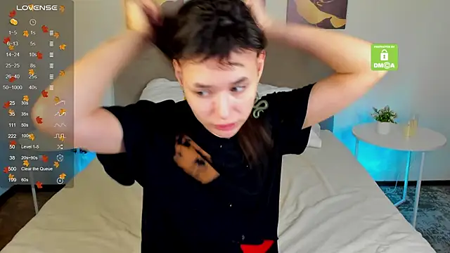 Snapshot of Emily_Strikeee chatting on 11.03.25 Emily Strikeee online show from 11.03.25