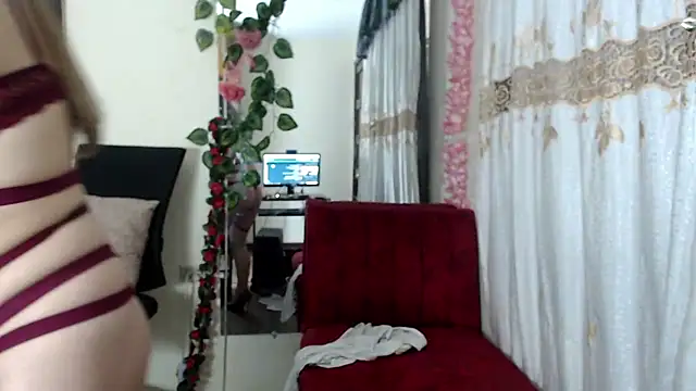 Madam dali online show from 02.05.25