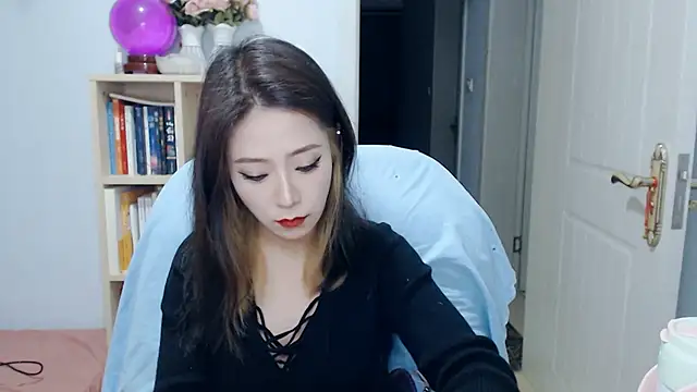 SuSushi728 online show from 04.28.26