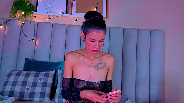 ChanelAdamss  online show from 10.15.25