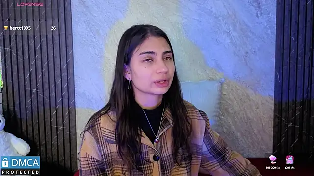 Snapshot of SolBeaumont1 chatting on 10.08.25 SolBeaumont1 online show from 10.08.25