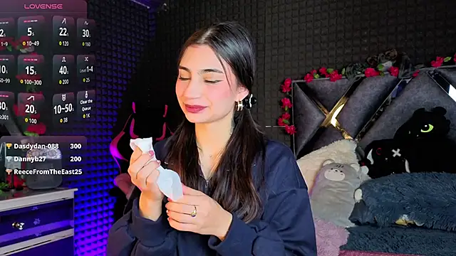 SolBeaumont1 online show from 03.06.26