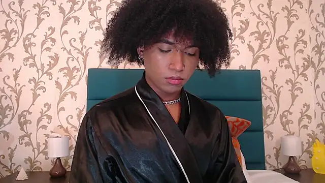 Ambar Collingg online show from 02.12.25