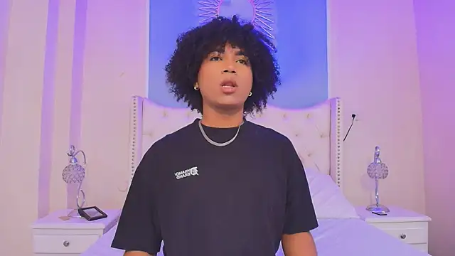 Ambar Collingg online show from 09.17.25