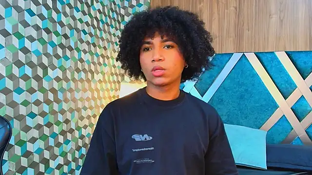 Ambar Collingg online show from 10.31.25