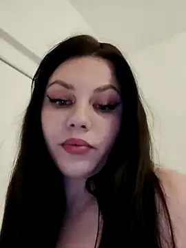 leeya lee online show from 01.14.25