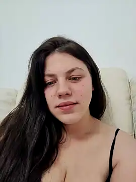 leeya lee online show from 01.27.25