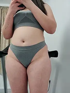 leeya lee online show from 01.31.25