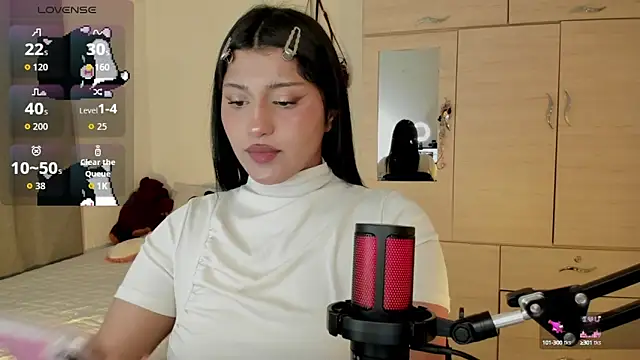 Snapshot of Ju_Kyung chatting on 10.08.25 Ju Kyung online show from 10.08.25