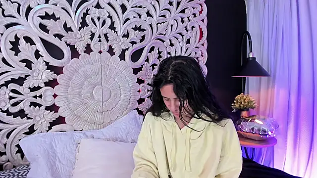 Snapshot of Mindy_sweety chatting on 02.14.26 Mindy sweety online show from 02.14.26