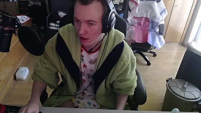 BabyDracoDarkfang online show from 04.23.26