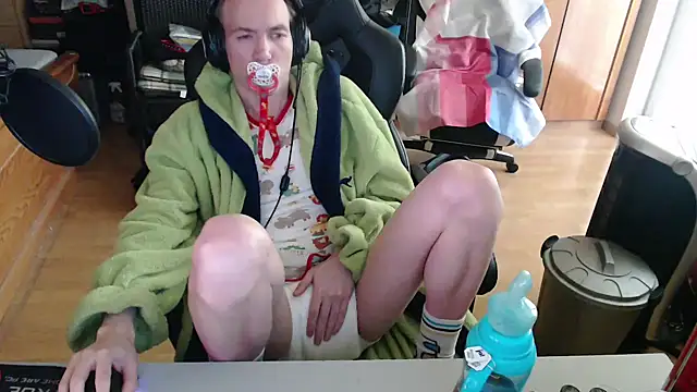 BabyDracoDarkfang online show from 04.23.26