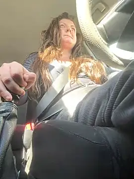 Snapshot of LacyLouxxx chatting on 01.10.25 LacyLouxxx online show from 01.10.25